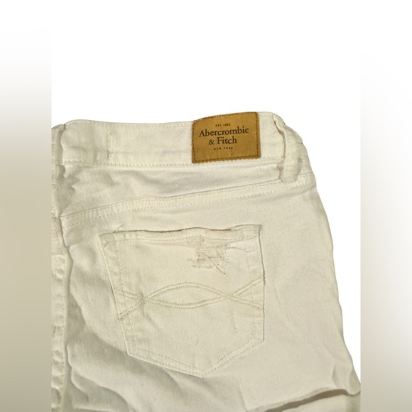 Abercrombie & Fitch White Denim Shorts Women's Size 4 - Picture 3 of 4